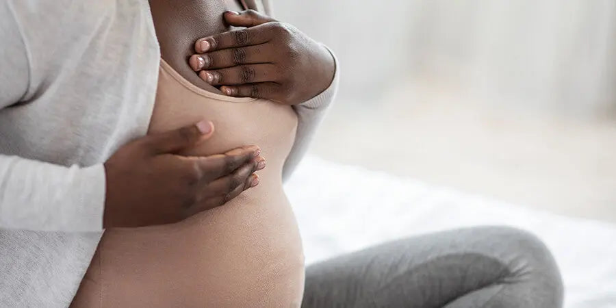 Pregnant woman with an itchy nipple